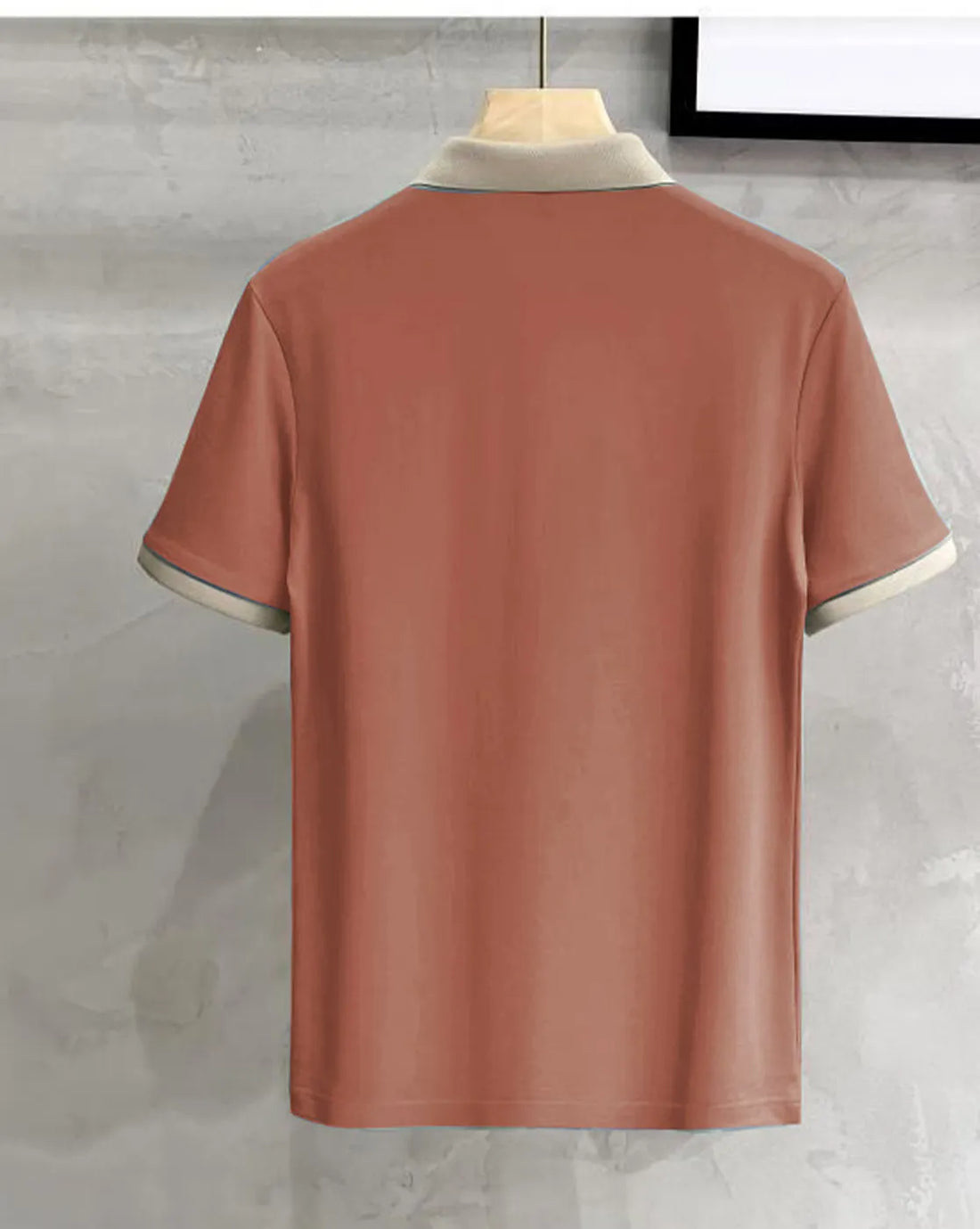 orange polo beige collar