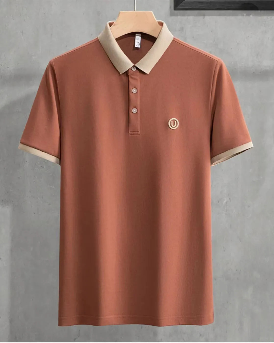 orange polo beige collar